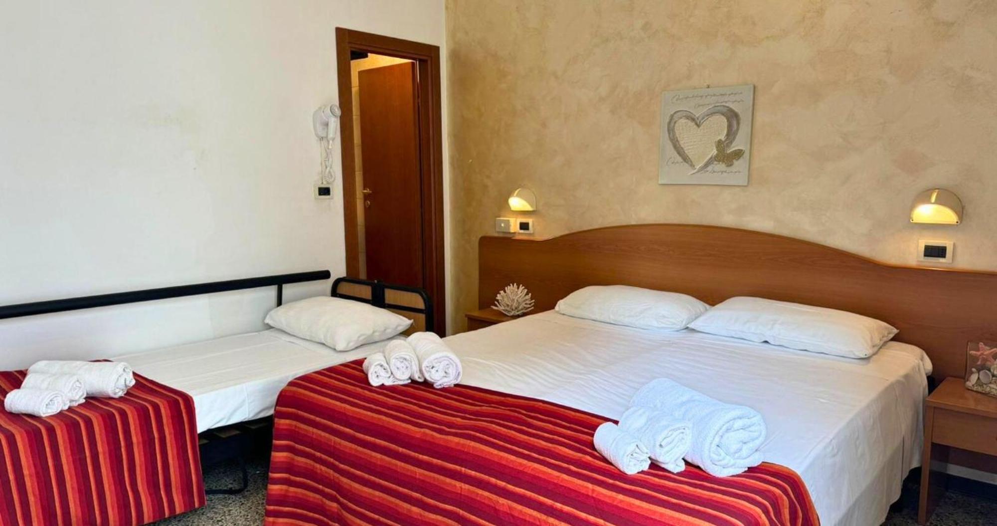 Hotel Caruso 里米尼 外观 照片