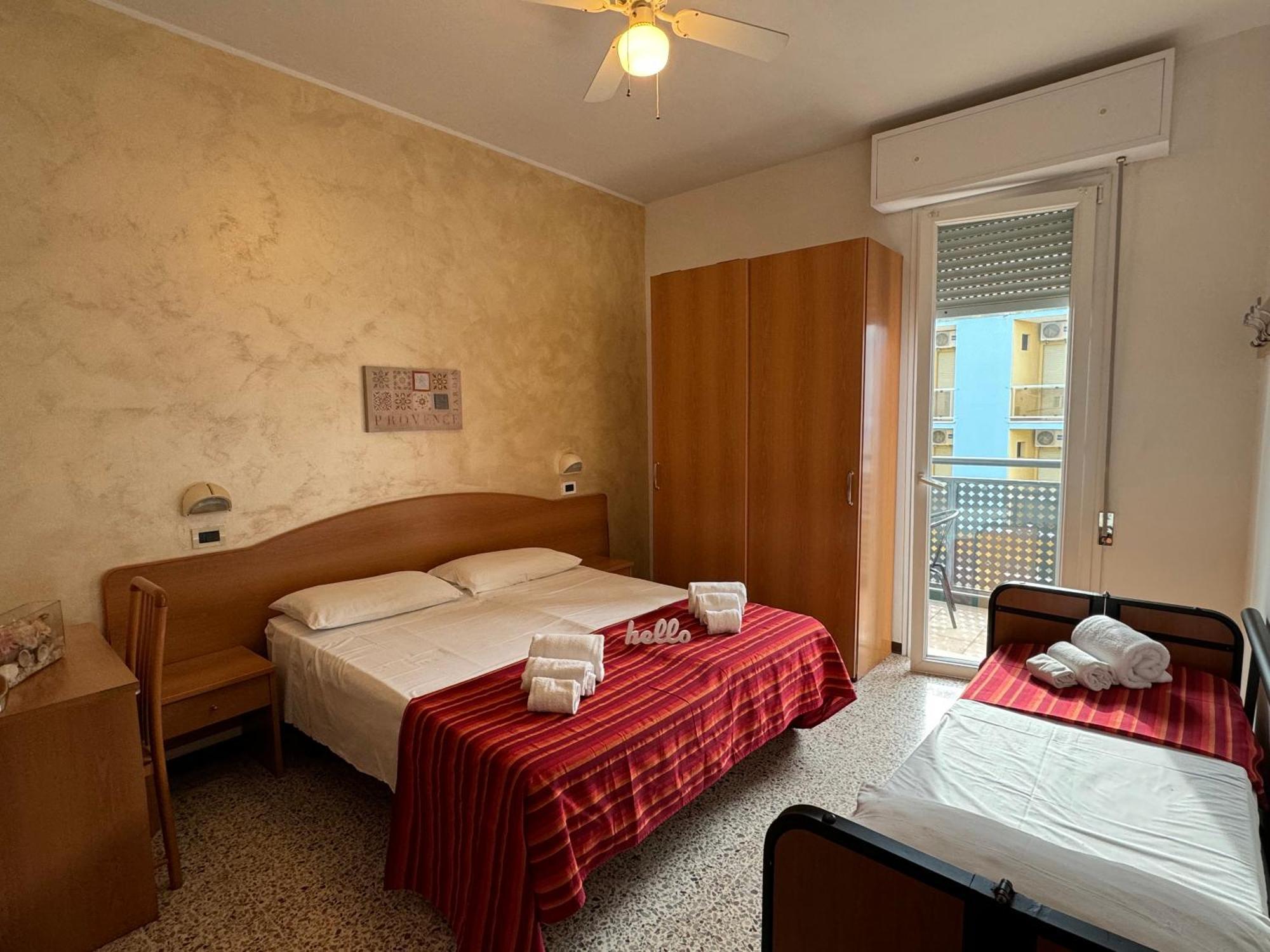 Hotel Caruso 里米尼 外观 照片