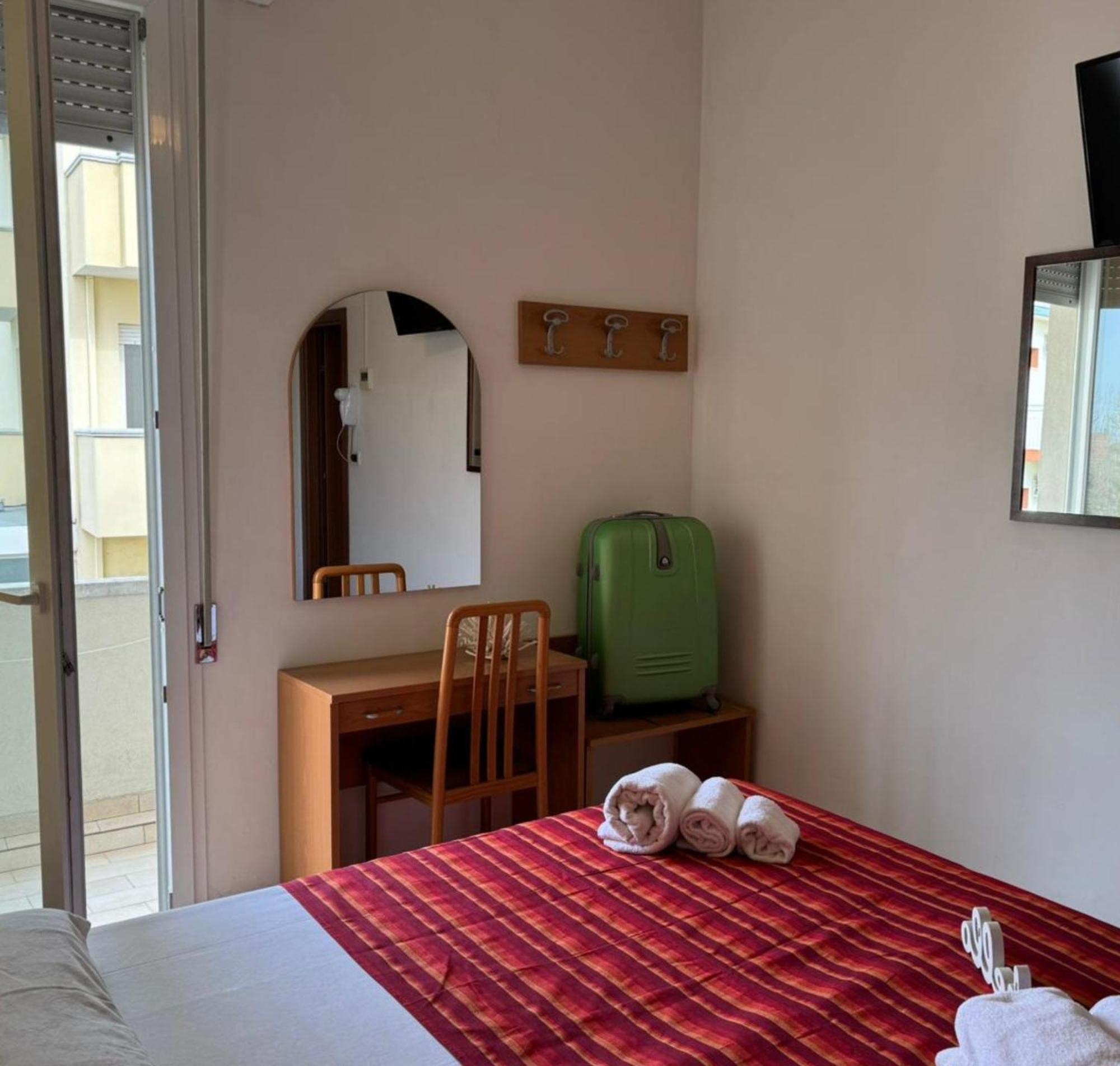 Hotel Caruso 里米尼 外观 照片