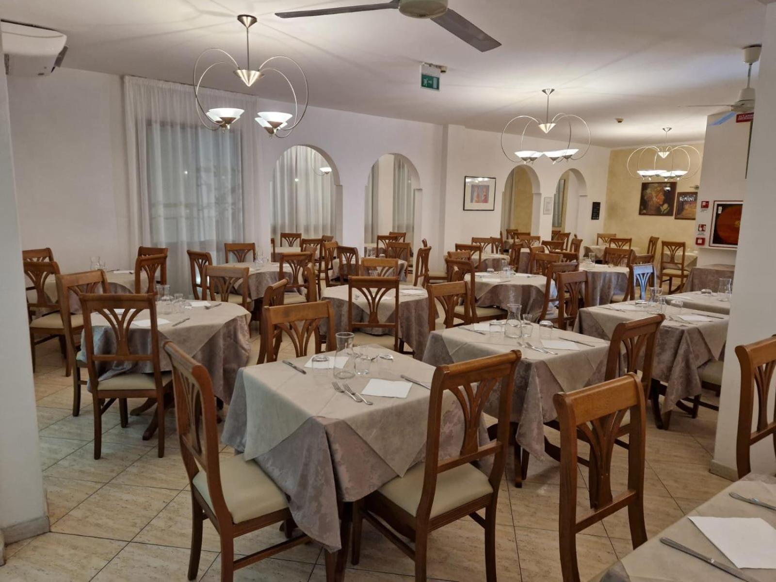 Hotel Caruso 里米尼 外观 照片