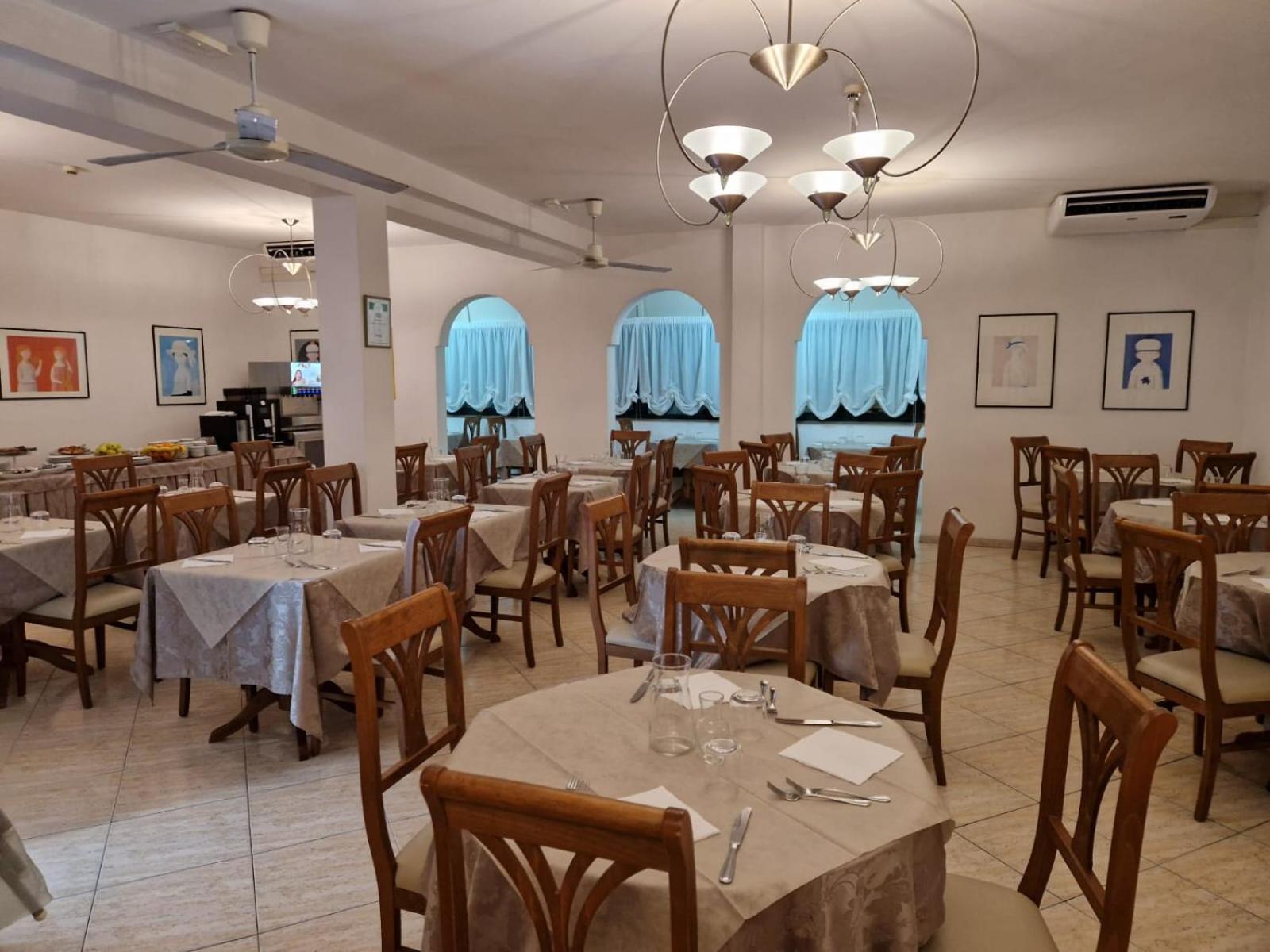 Hotel Caruso 里米尼 外观 照片
